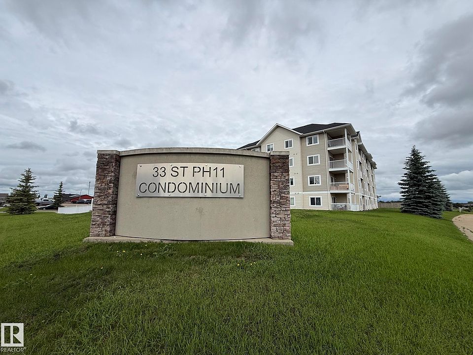 1st image of 4309 33rd St #301