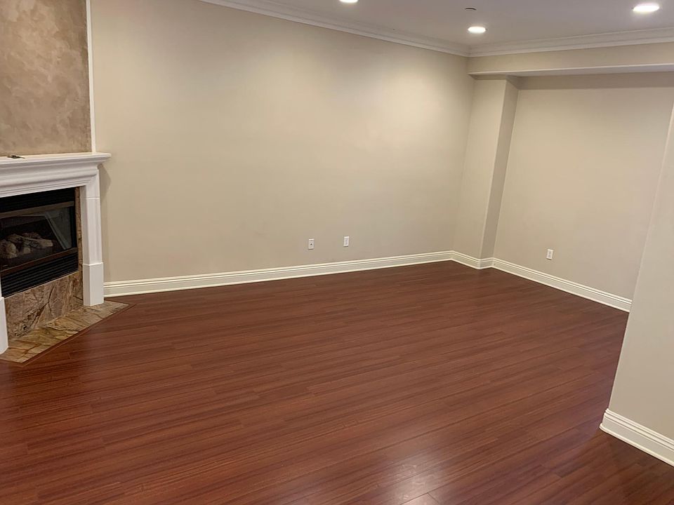 1st image of 8800 Etiwanda Ave APT 6