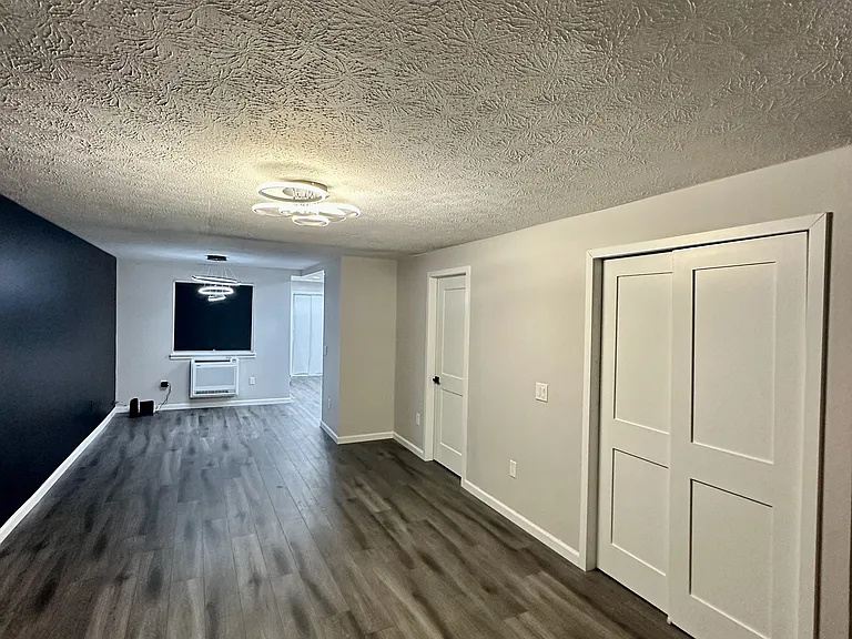 175 Autumn Chapel Way — Photo 2