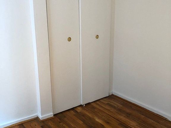4th image of 232 E 116th St APT 21
