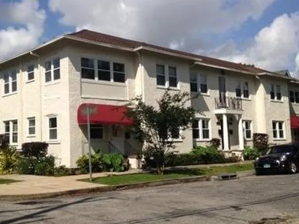 7902 Plum St, New Orleans, LA 70118