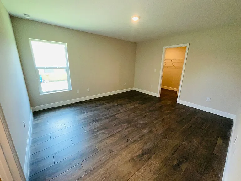 7008 Salerno Rd — Photo 5