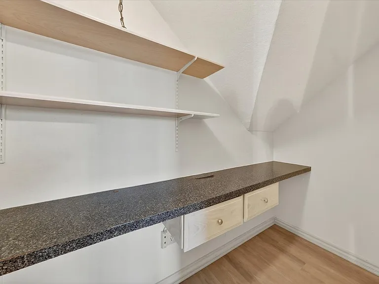 3509 Edgehill Dr — Photo 28