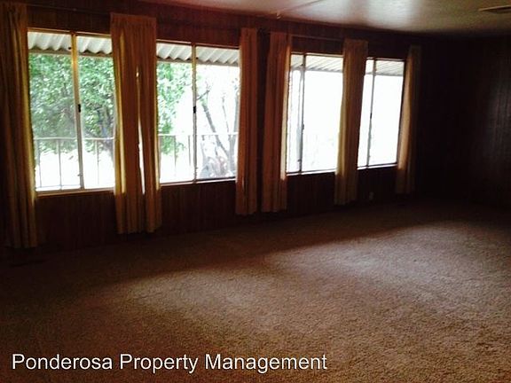 3rd image of 556 Lodgeview Dr