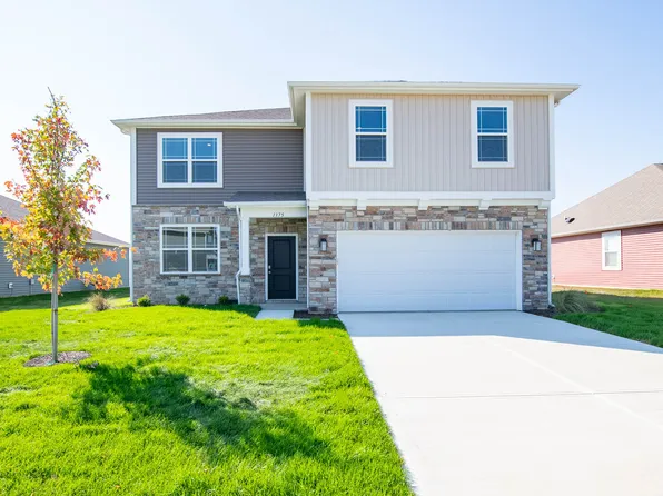 1357 Honeysuckle Dr, Shelbyville, IN 46176