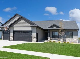 1200 Ogden Ln, North Liberty, IA
