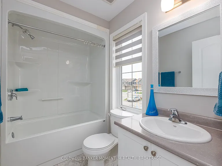 18 Corbin St #4 — Photo 18