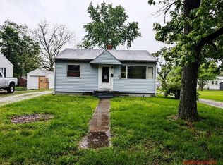 824 Whittier St, Wood River, IL