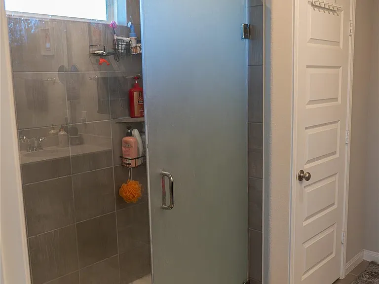 7010 Silverleaf Oak St — Photo 23