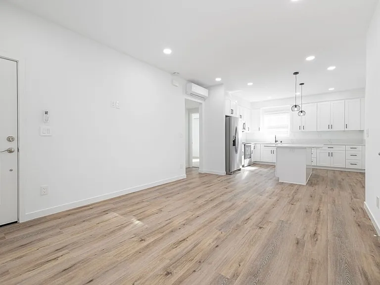 Olive Drive — Photo 4