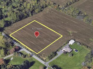 383 E Burdick Rd, Chesterton, IN 46304