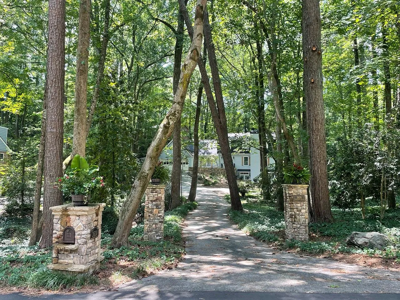 3630 Tanglewood Dr SE — Photo 1