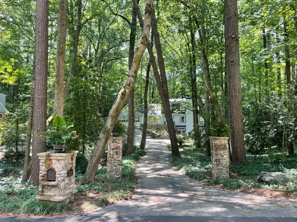3630 Tanglewood Dr SE, Atlanta, GA 30339