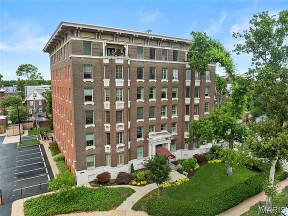 2nd image of 5290 Waterman Blvd #2E