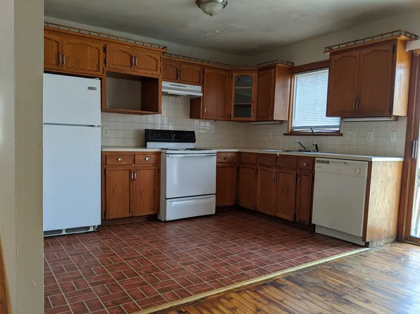 10614 Oakland Ave, Kansas City, MO 64134