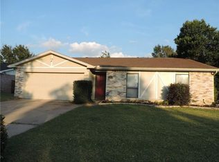 2101 Lavon Creek Ln, Arlington, TX 76006