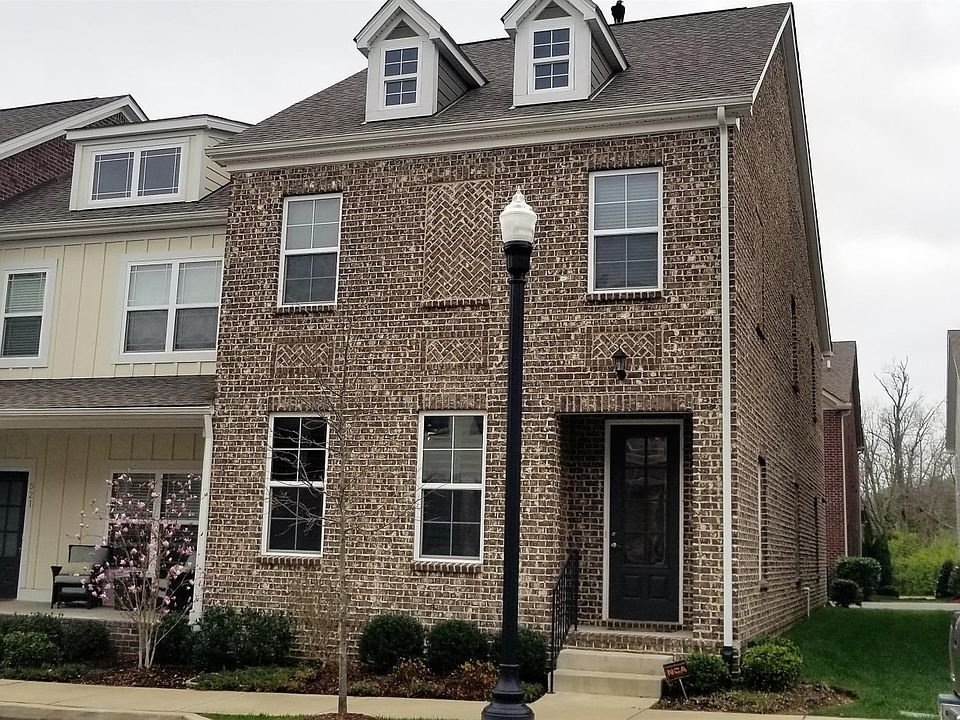 1st image of 523 Vintage Green Ln