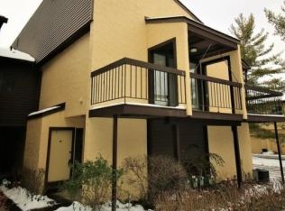 513 Hampton Ridge Dr, Akron, OH 44313