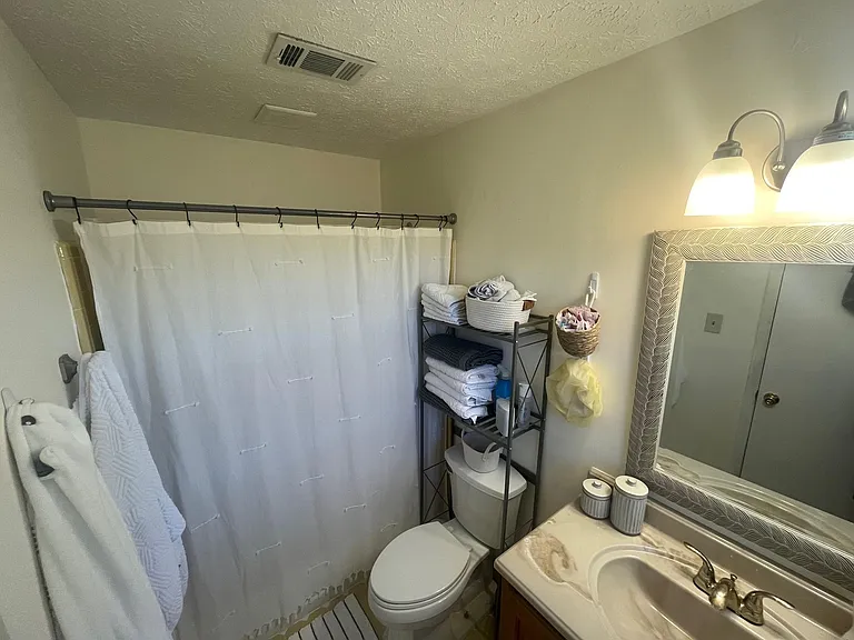 406 Wittel Ave — Photo 6