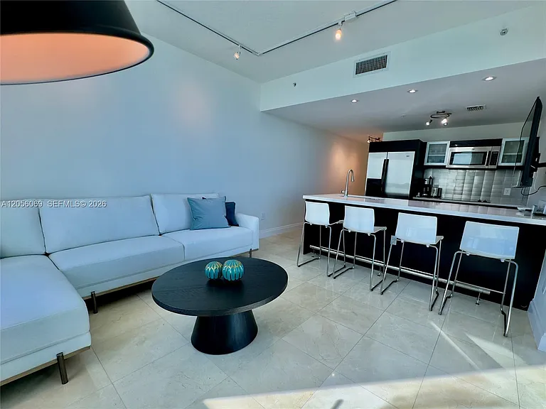 1900 N Bayshore Dr #4003 — Photo 9