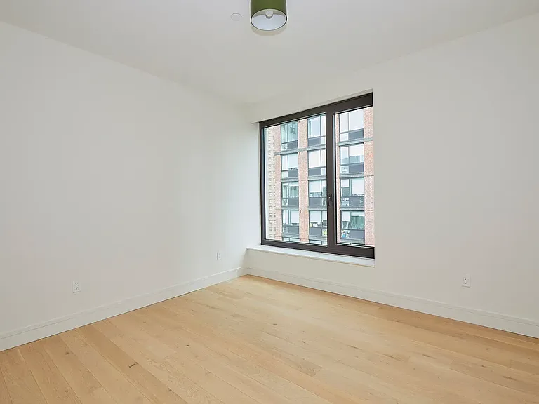 428 W 19th St #10A — Photo 16