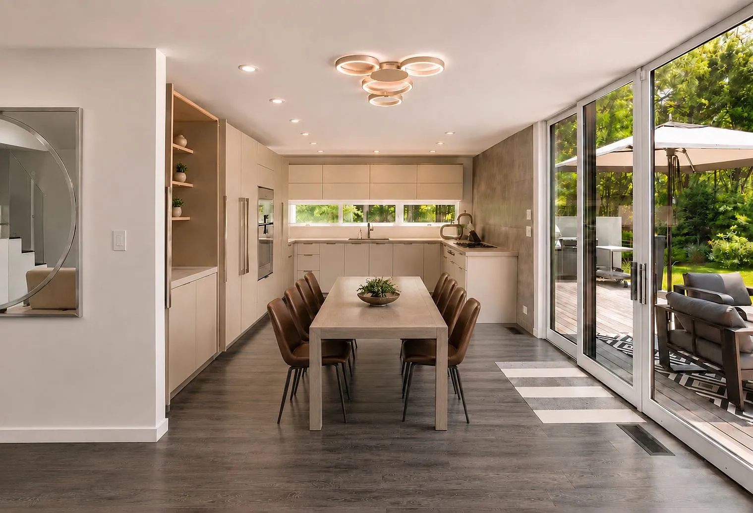 Modern Wainscott Rental with Heated Pool and Outdoor Kitchen — Photo 3