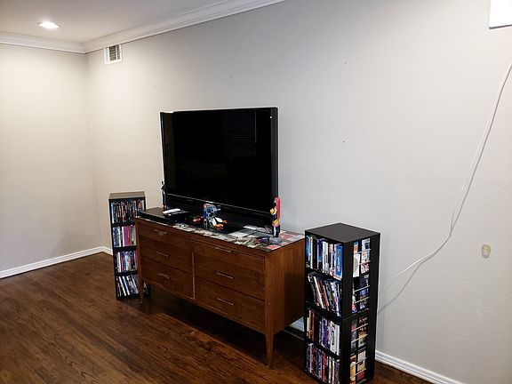 5th image of 2607 Burlington Blvd