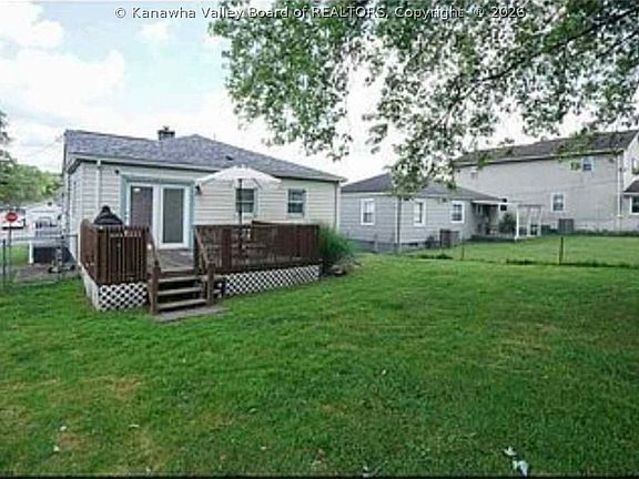 3rd image of 607 Lawman Ave