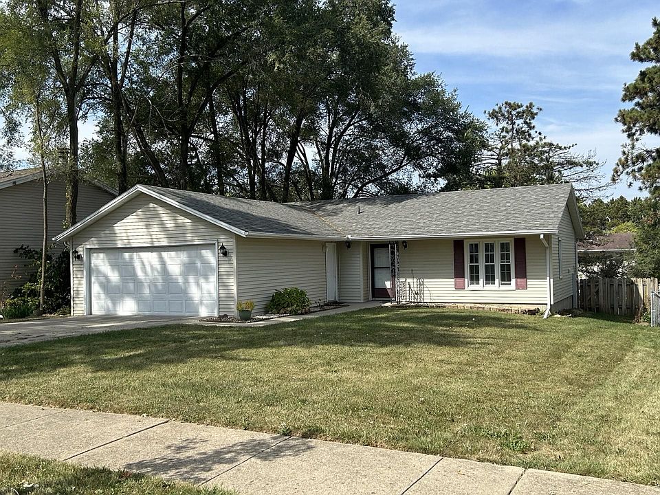 1st image of 3117 Bavarian Ln