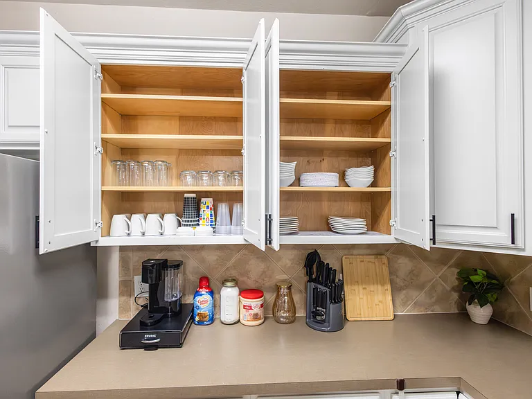 154 Castleridge Dr #B — Photo 34