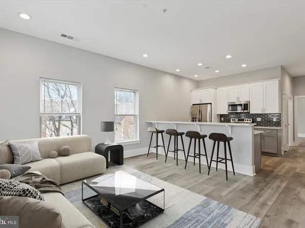 537 Apple St #Penthouse 01, Conshohocken, PA 19428