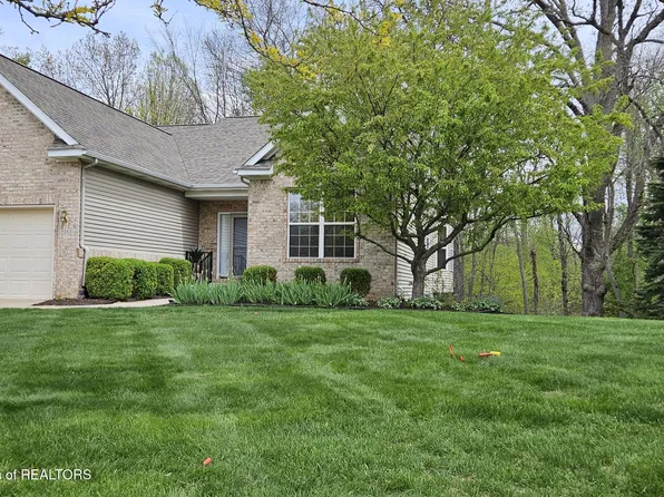 2353 Sapphire Ln, East Lansing, MI 48823