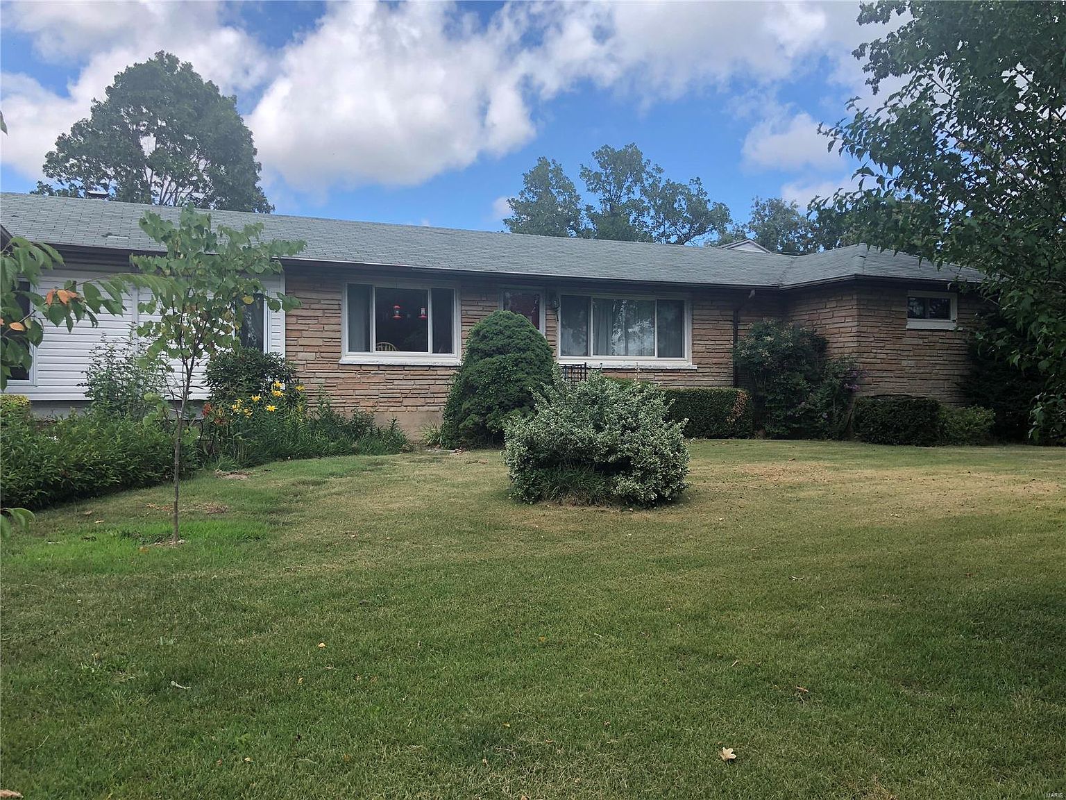 17695 Route 66, Phillipsburg, MO 65722 | Zillow