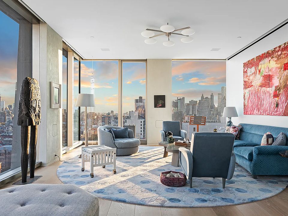1st image of 215 Chrystie St #26E