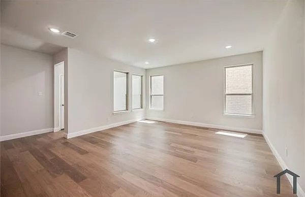 1822 Waterwalk Dr — Photo 16