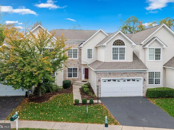 20026 Valhalla Sq, Ashburn, VA 20147