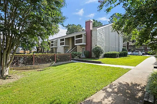 Sunchase Apartments — Photo 4