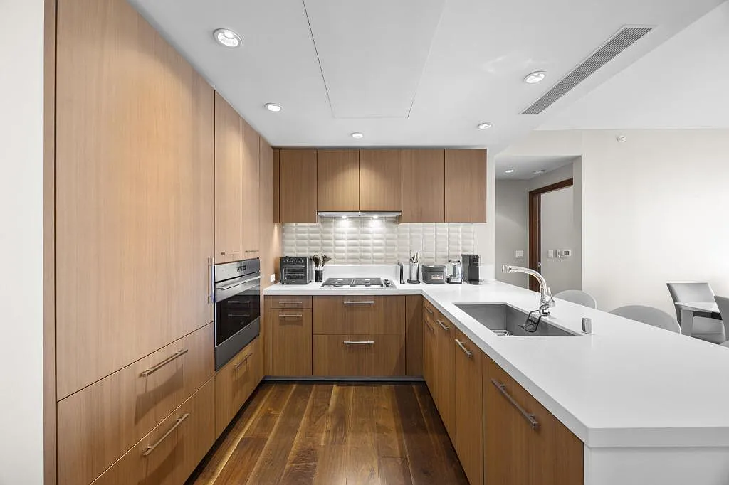 1555 Kapiolani Blvd #1406 — Photo 2