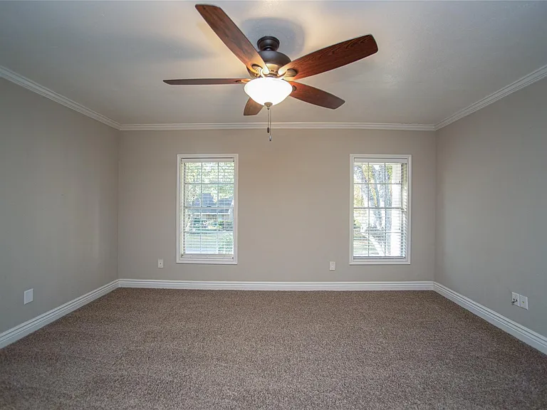 3 Sheep Meadow Pl — Photo 15