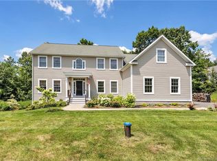 1 Charles Rd, Oxford, CT 06478