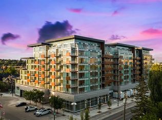 110 N 18a St NW #402, Calgary, AB T2N 2G9