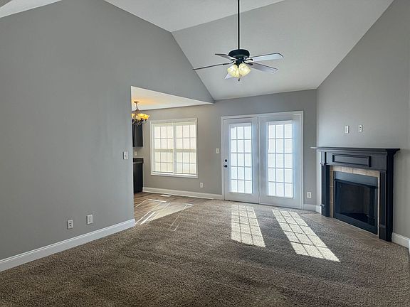 2nd image of 1108 Campbell Ct