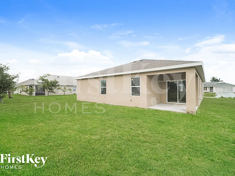 625 SW 25th Ter — Photo 18