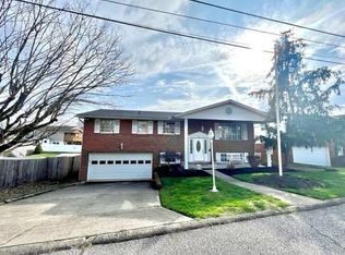 12 Lee St, Huntington, WV 25705