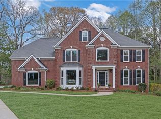 5380 Castlebrooke Crossing Dr, Cumming, GA 30040