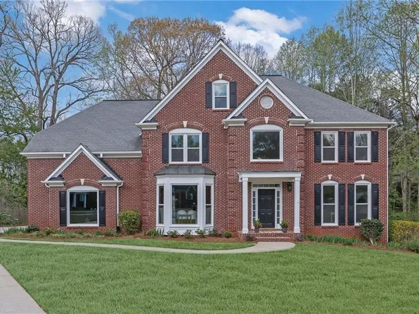 5380 Castlebrooke Crossing Dr, Cumming, GA 30040