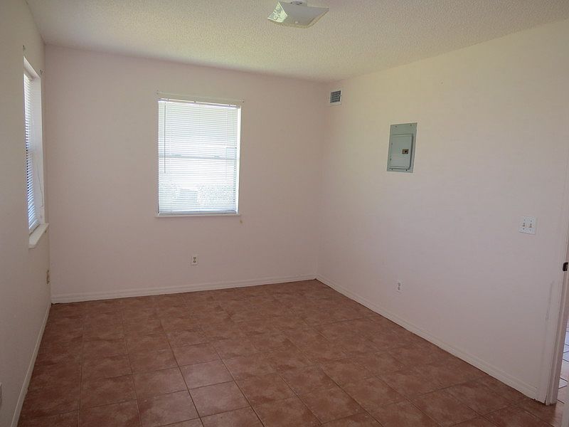 1st image of 11 Oriole Cir #C