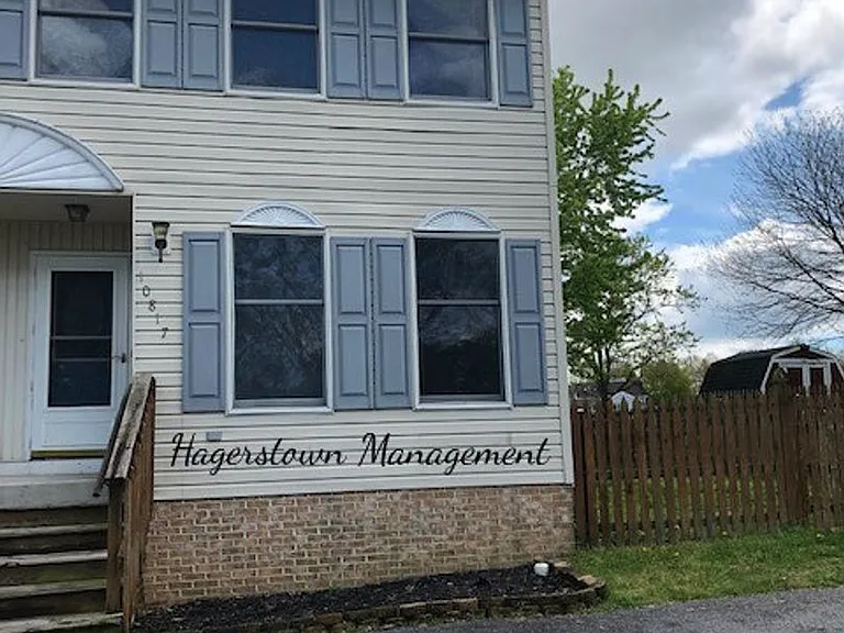 10817 Bower Ave — Photo 1