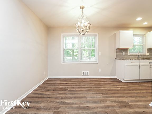 4th image of 336 Firecrest Ln