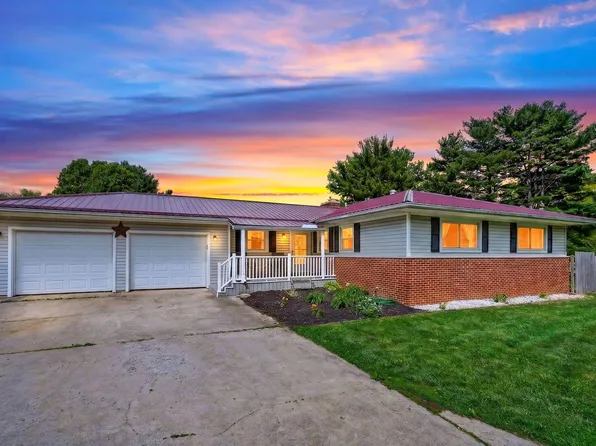 2788 Pine Dr, Circleville, OH 43113